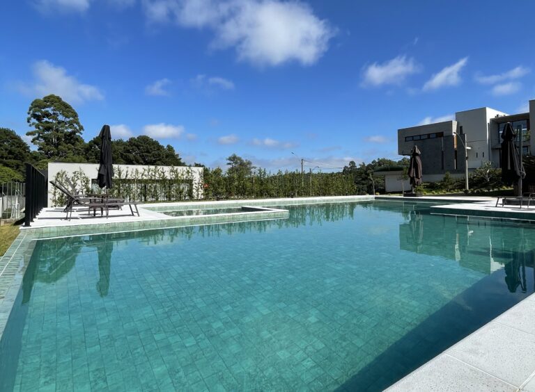 Villa Toscana condomínio fechado