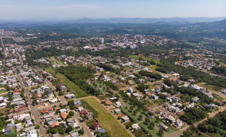 Foto área de loteamento com terrenos de esquina